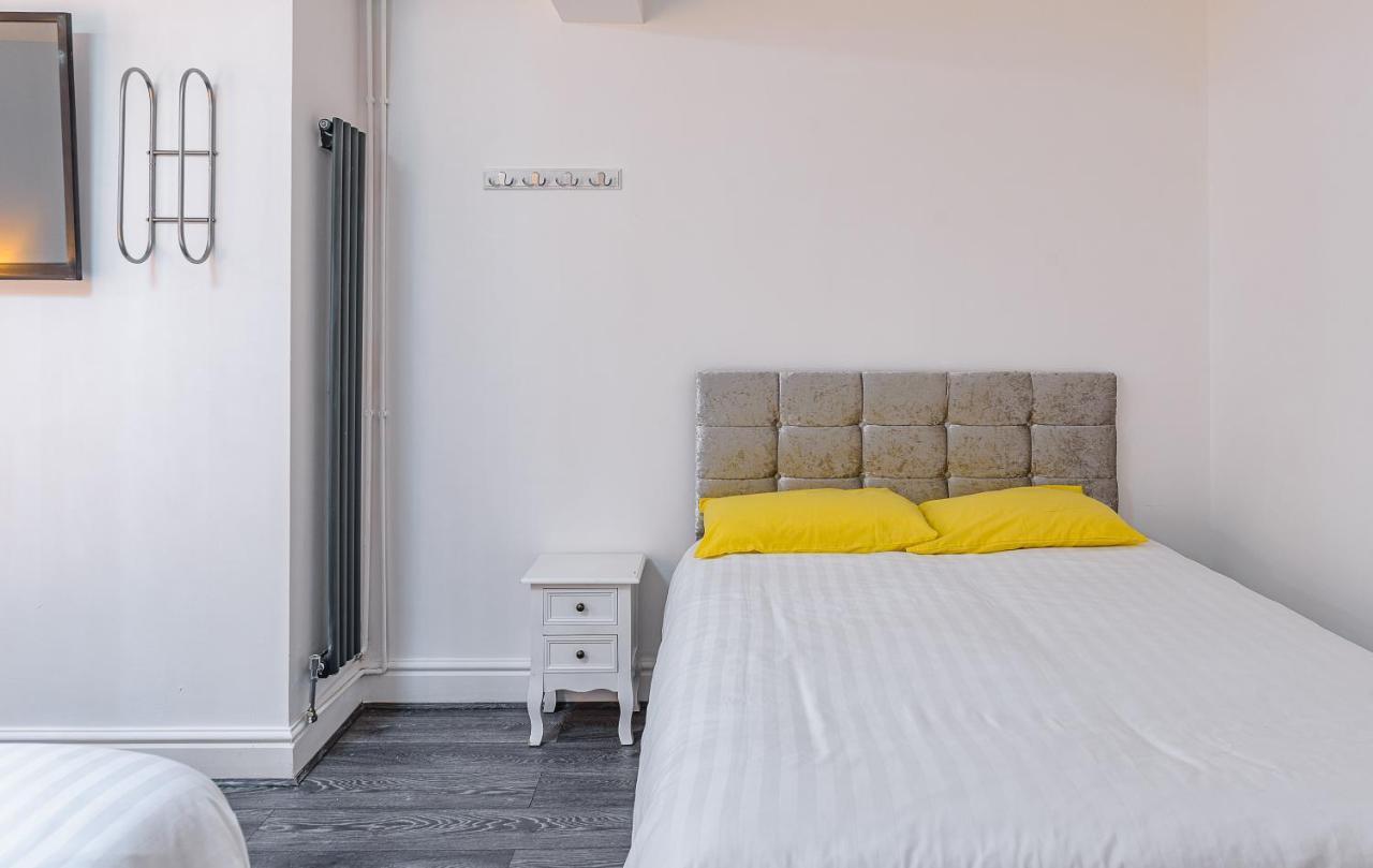 Mollet House